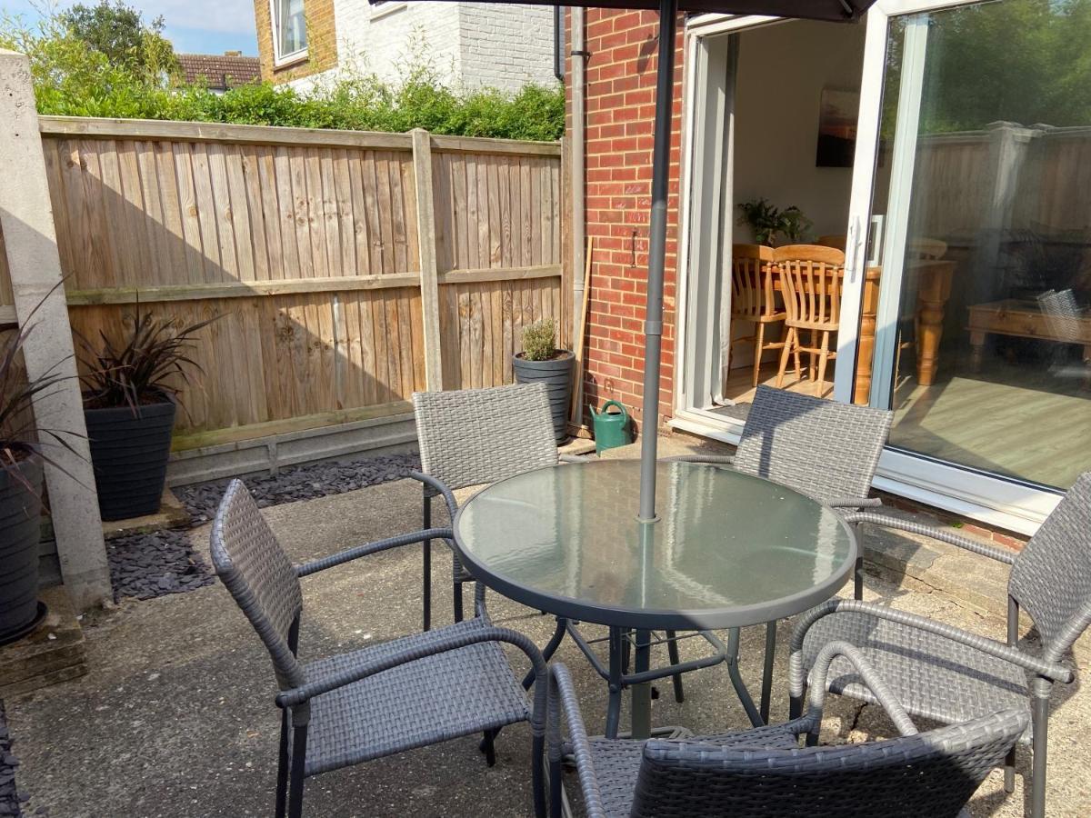 The Seagull, With Driveway And Patio Garden Βίλα Whitstable Εξωτερικό φωτογραφία